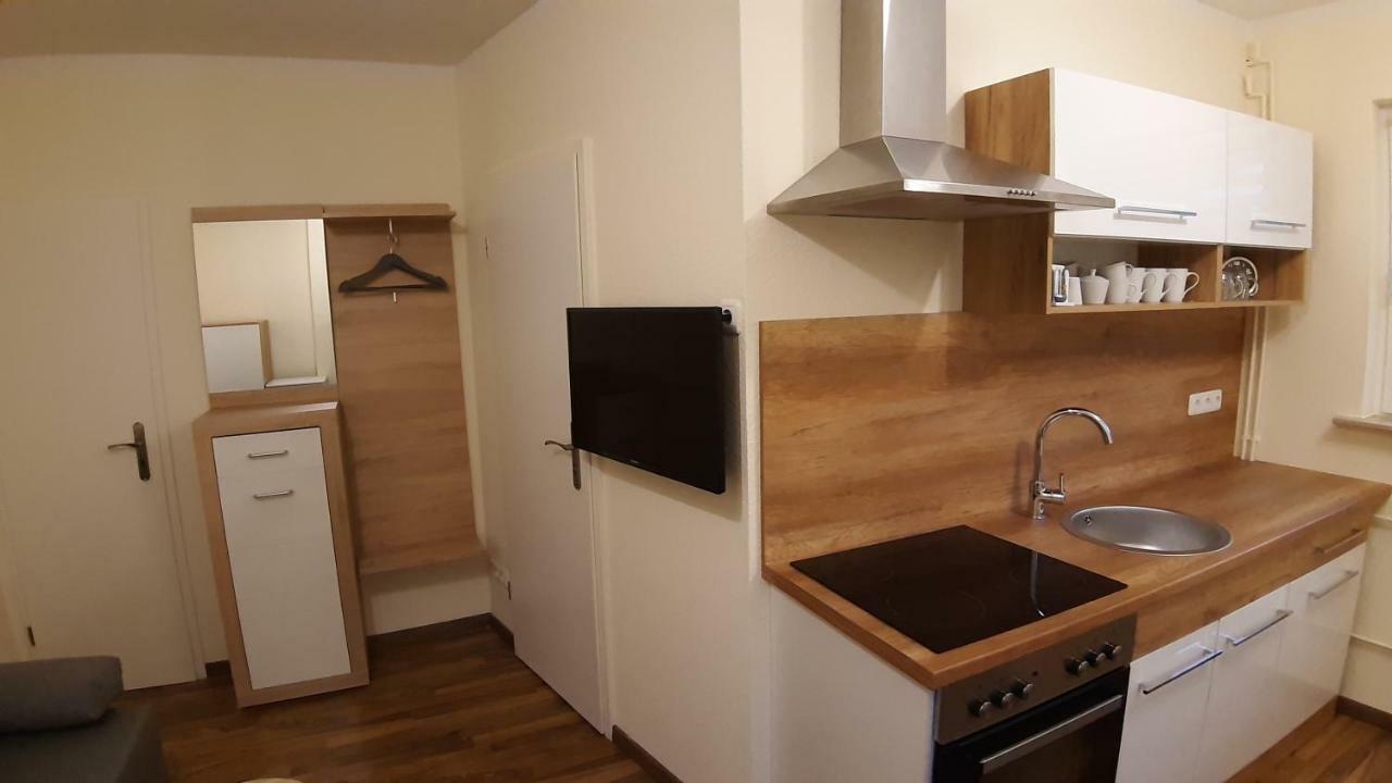 Ferienwohnung Smillenzweg Mit Garten โลห์เมอ ภายนอก รูปภาพ